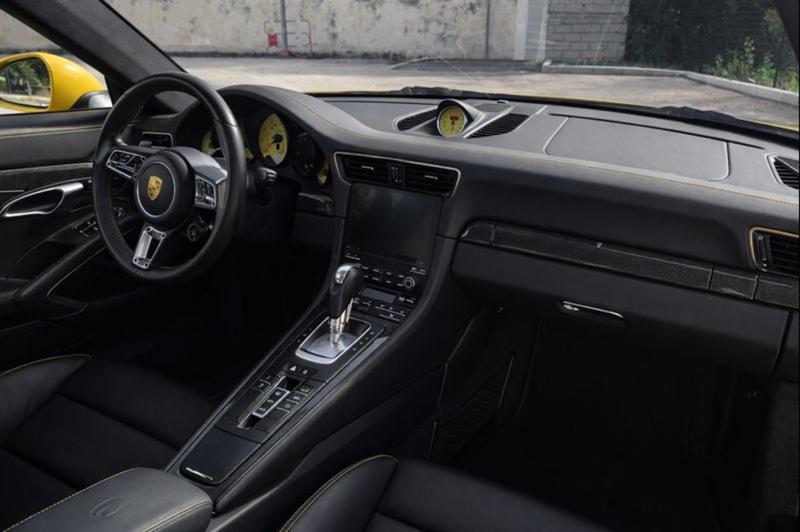 Porsche 911 991.2 3.0 450 Gts 4 - Entretien constructeur Toit ouvrant