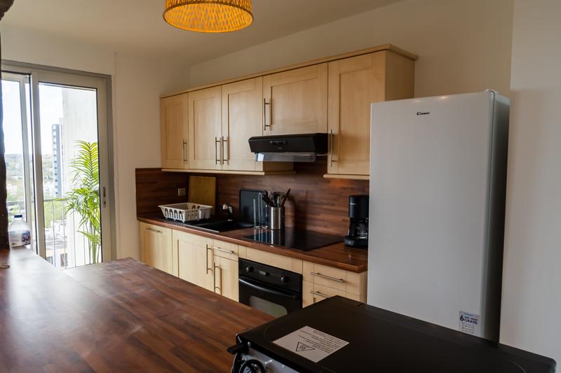 Appartement - 98 m² - 5 pièces