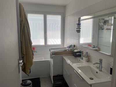 Propriété - 83 m² - 4 pièces
