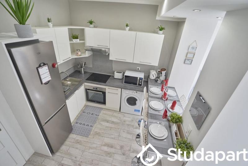 Chambre - 12 m² - 1 pièce