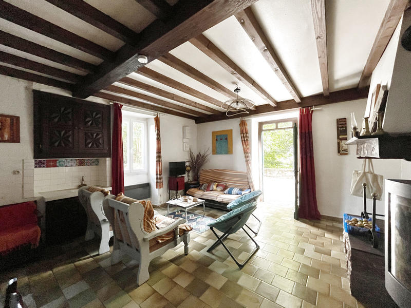 Maison - 271 m² - 14 pièces