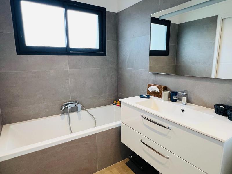 Maison - 165 m² - 5 pièces