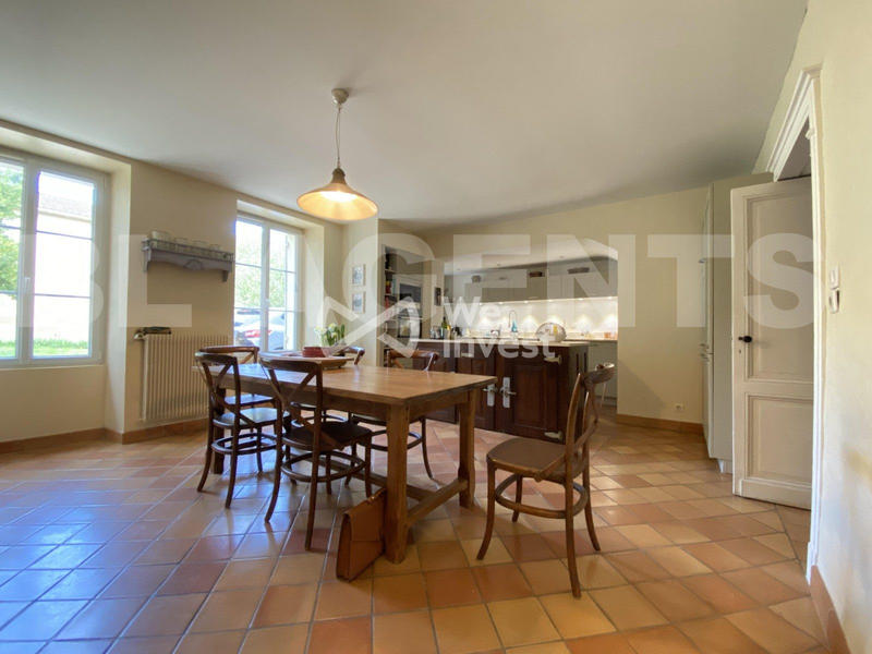 Maison ancienne - 250 m² - 9 pièces