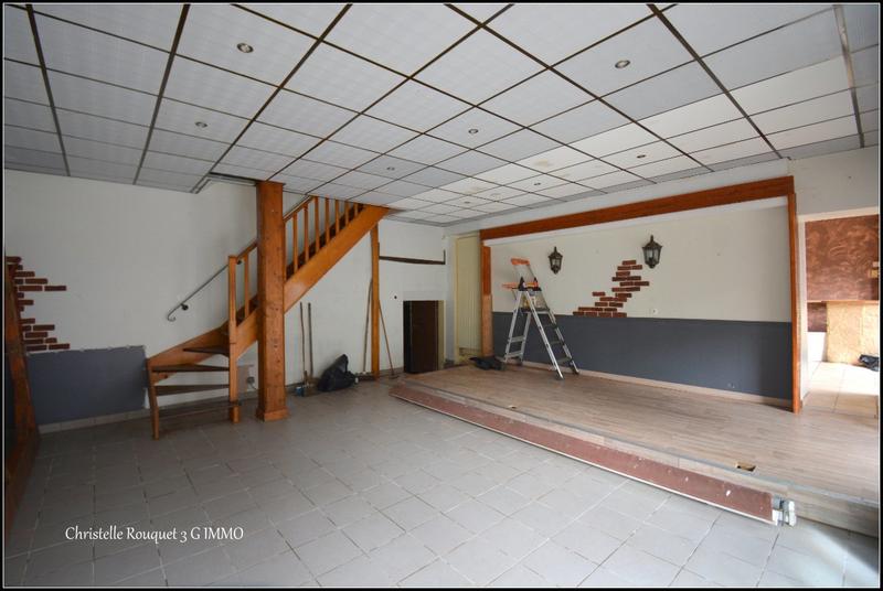 Maison - 230 m² - 7 pièces