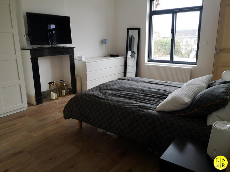 Maison - 180 m² - 6 pièces