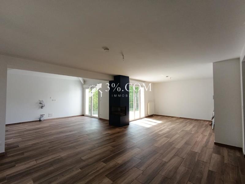 Maison - 220 m² - 9 pièces