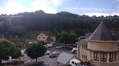 Immeuble - 195 m² - 10 pièces