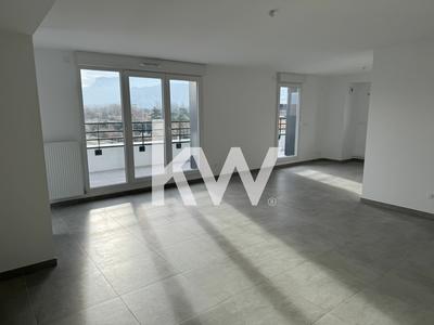 Appartement - 89 m² - 4 pièces