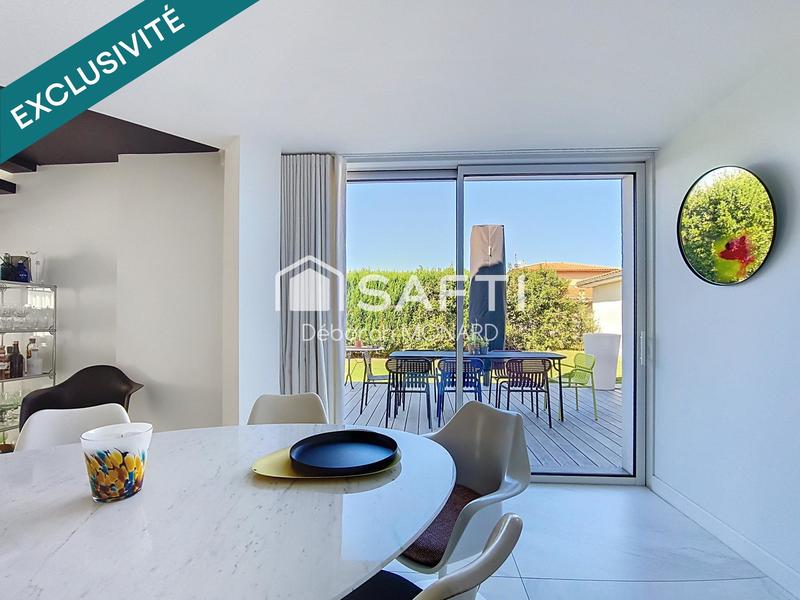 Maison - 180 m² - 6 pièces