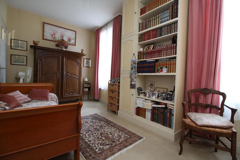 Appartement - 98 m² - 4 pièces