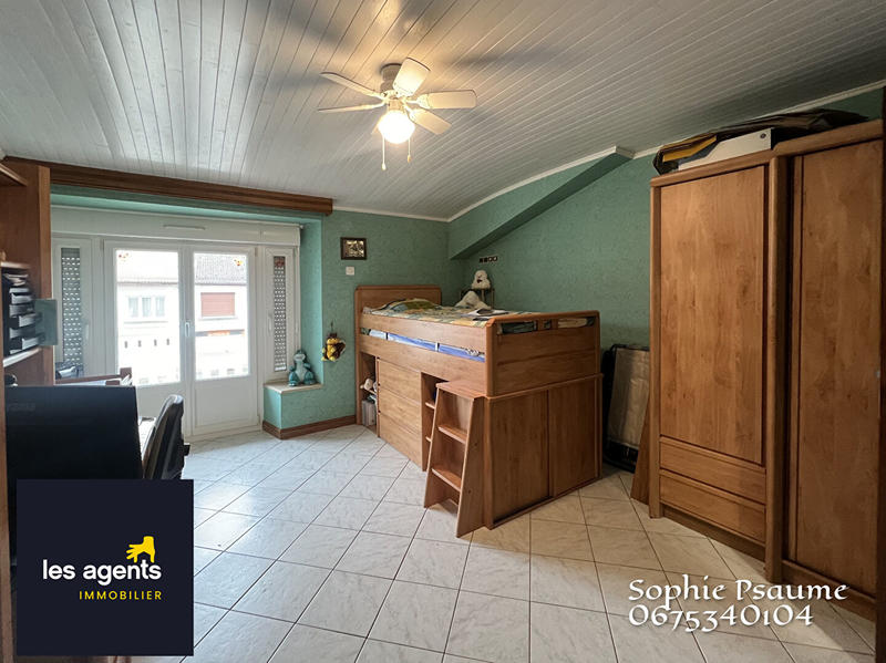 Maison - 240 m² - 10 pièces