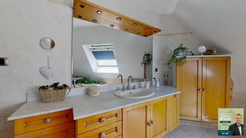 Maison - 142 m² - 6 pièces