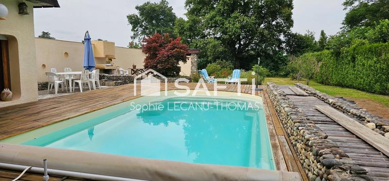 Maison - 93 m² - 4 pièces