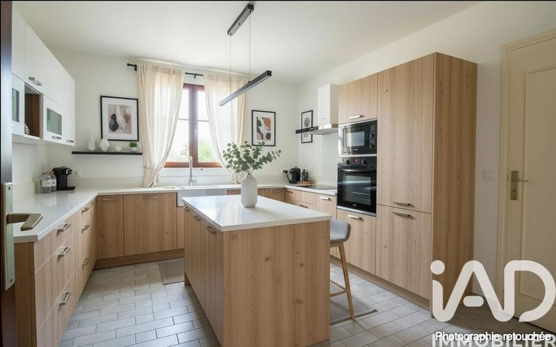 Maison - 136 m² - 7 pièces