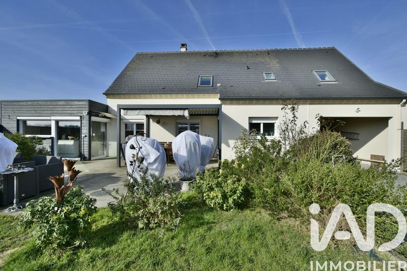 Maison - 179 m² - 8 pièces