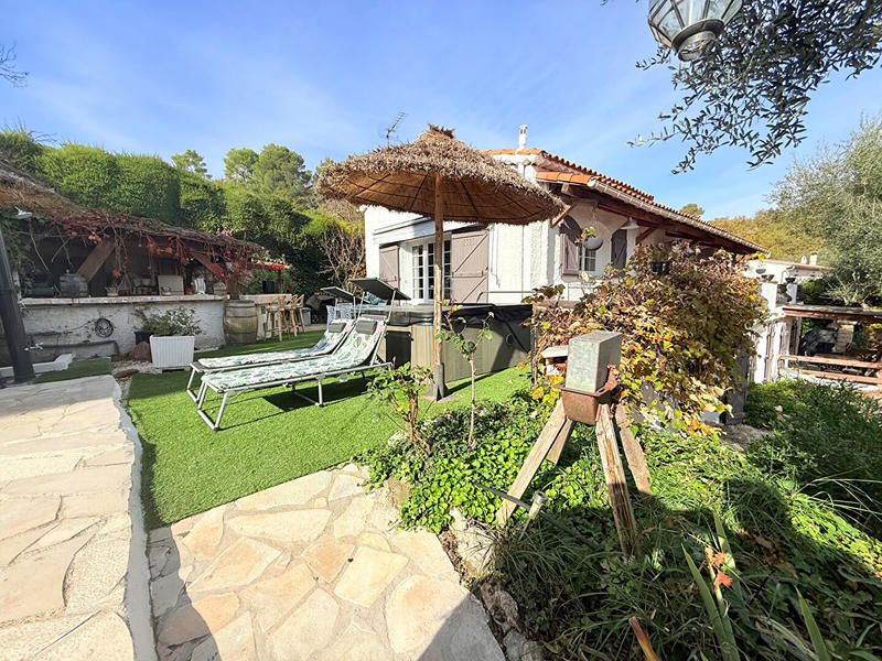 Villa - 130 m² - 4 pièces