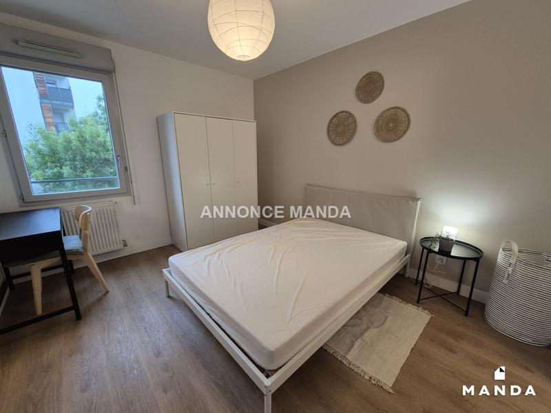 Chambre - 10 m² - 4 pièces