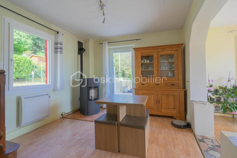 Maison traditionnelle - 100 m² - 4 pièces