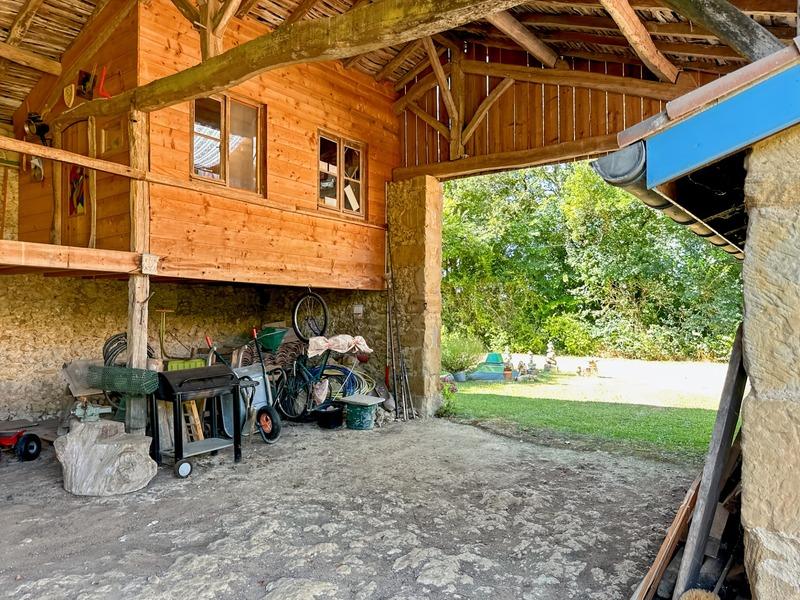 Maison en pierre - 89 m² - 4 pièces