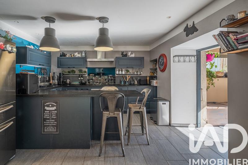 Maison - 177 m² - 6 pièces