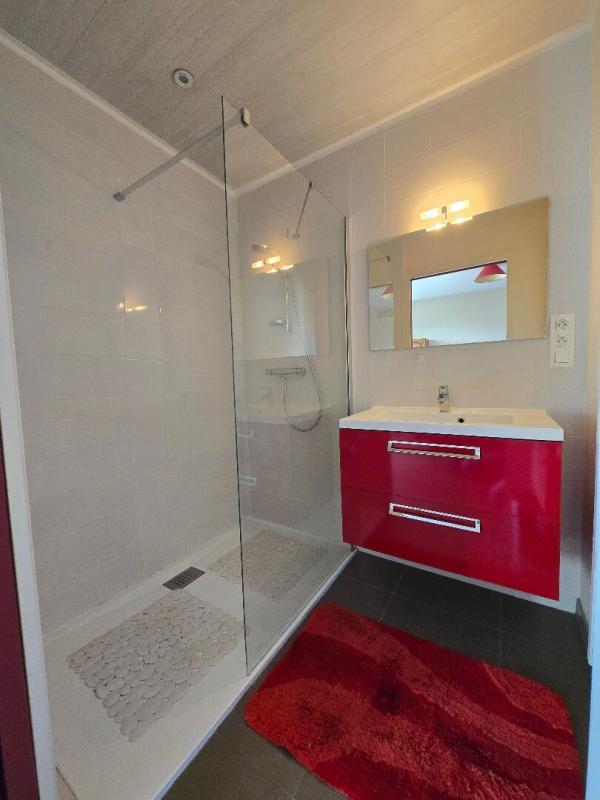 Maison en pierre - 102 m² - 4 pièces