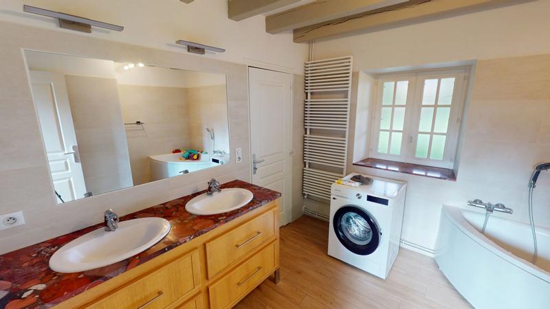 Maison ancienne - 172 m² - 7 pièces