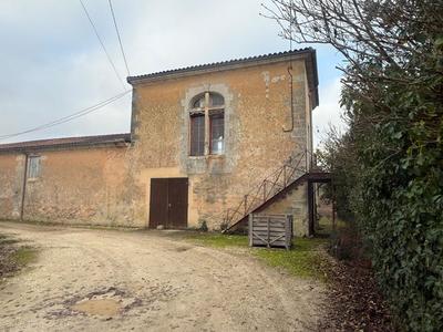 Maison - 485 m² - 12 pièces