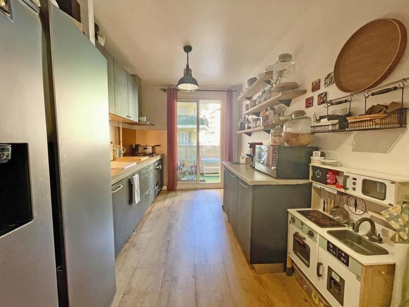 Appartement - 70 m² - 3 pièces