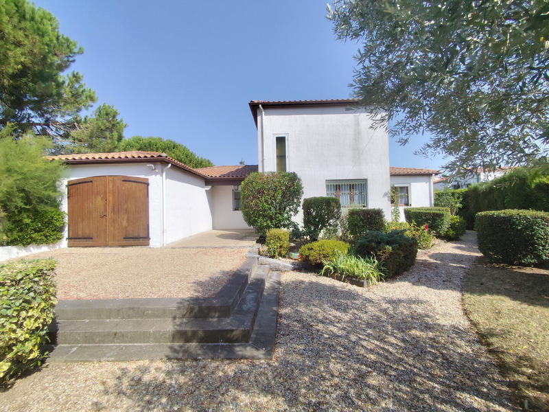 Maison - 153 m² - 6 pièces