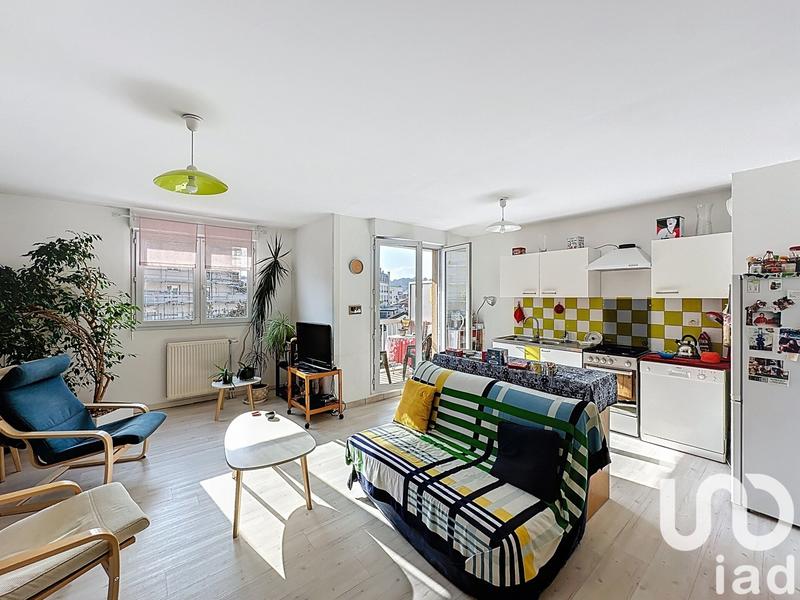 Appartement - 79 m² - 3 pièces