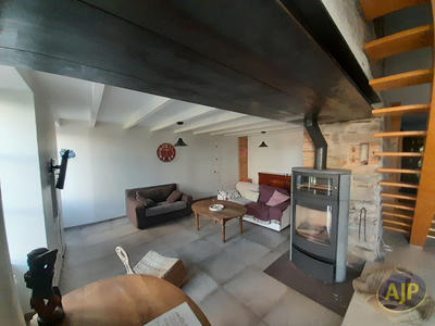 Maison - 95 m² - 4 pièces