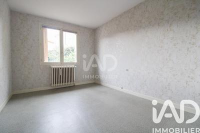Maison - 98 m² - 5 pièces