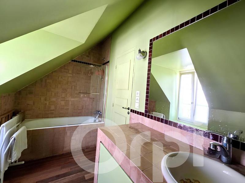 Maison de campagne - 180 m² - 6 pièces