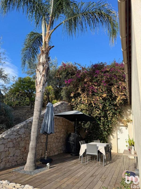 Maison - 180 m² - 6 pièces