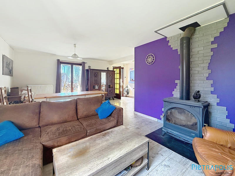 Maison - 92 m² - 5 pièces