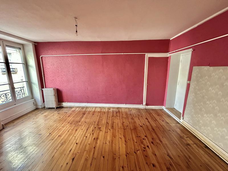 Appartement - 100 m² - 5 pièces