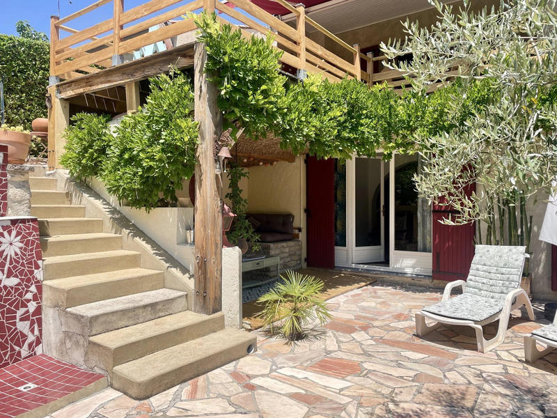 Maison - 169 m² - 6 pièces