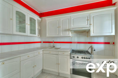 Appartement - 79 m² - 4 pièces