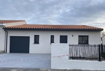 Maison - 358 m² - 4 pièces