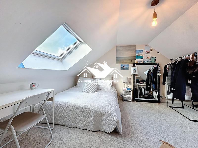 Maison - 99 m² - 4 pièces