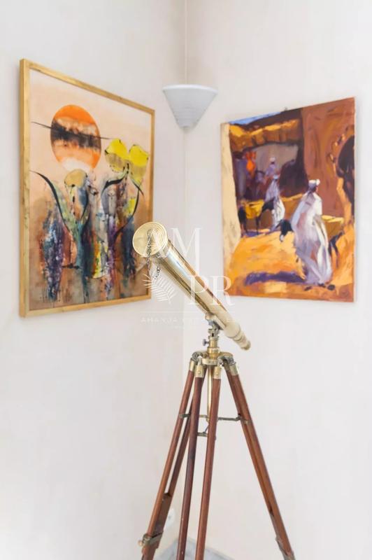 Villa - 355 m² - 8 pièces