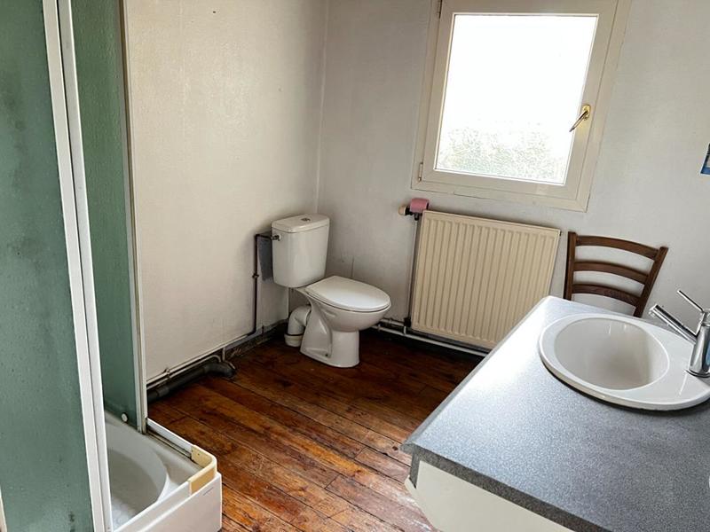 Maison - 97 m² - 6 pièces