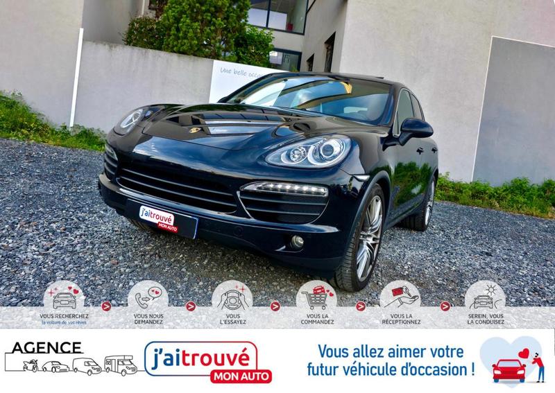 Porsche Cayenne s 4.8 V8 Tiptronic 400 cv Boîte auto / Toit Ouvrant Panoramique Audio Bose Echappement sport à clapets Suspensions pilotées Sièges chauffants Coffre électrique Historique d'entretien complet Ct Ok Dernière révision entretiens