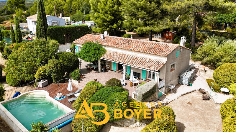 Maison - 104 m² - 4 pièces