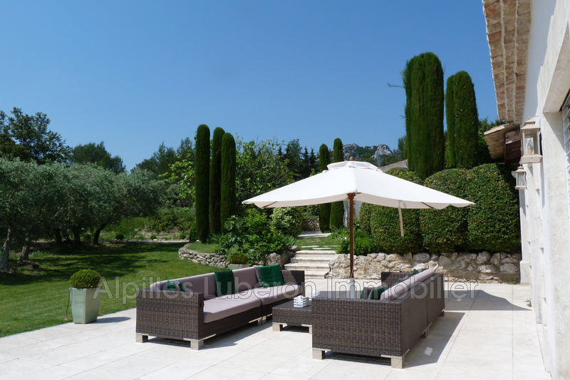 Demeure - 275 m² - 8 pièces