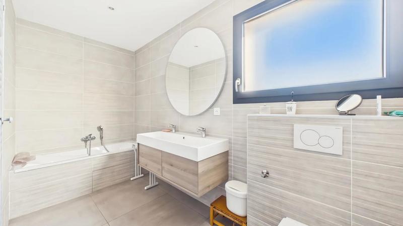 Maison - 138 m² - 6 pièces