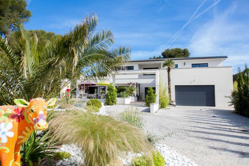 Maison - 145 m² - 5 pièces