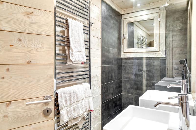 Châlet - 184 m² - 8 pièces