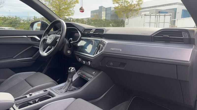 Audi Q3 II 35 Tfsi 150 s-Tronic7 s-Line