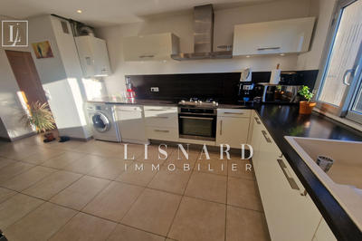 Appartement - 76 m² - 4 pièces